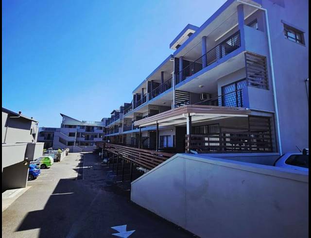 3 BEDROOM APARTMENT FOR SALE IN WINKLESPRUIT